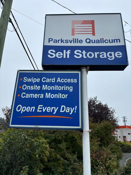 PQ Self Storage sign at Parksville location